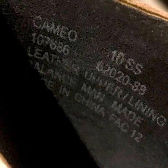 Ros Hommerson CAMEO Metallic Pewter Perforated Fisherman Loafer Sandals - Picture 16 of 16